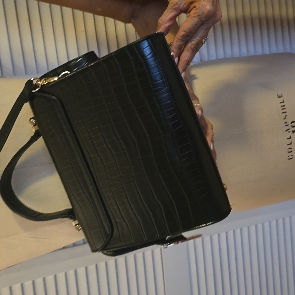 Purse - Picture 6 of 6